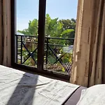 Villa Luxury 3 Bed With Private Pool & Lounge Area *