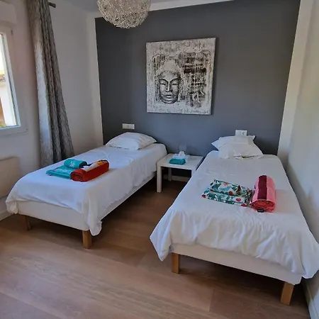 Villa Luxury 3 Bed With Private Pool & Lounge Area