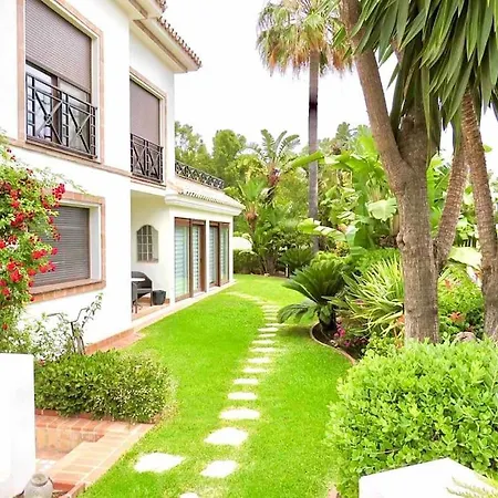 Villa Luxury 3 Bed With Private Pool & Lounge Area La Cala De Mijas